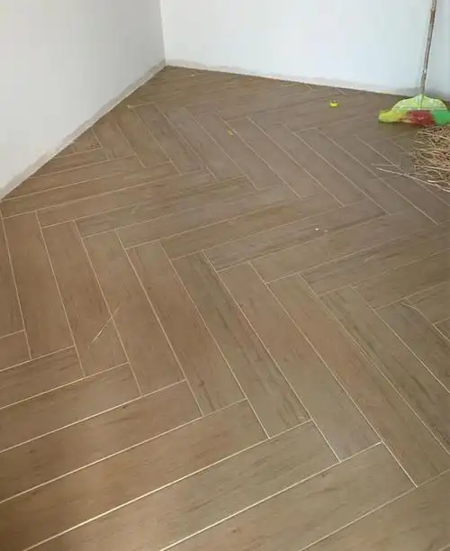 为什么一提到木纹砖,设计师一脸嫌弃,而铺贴过的人却一片叫好!_木地板