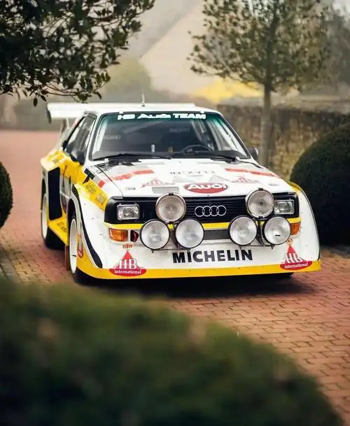 猛兽audisportquattros1e2