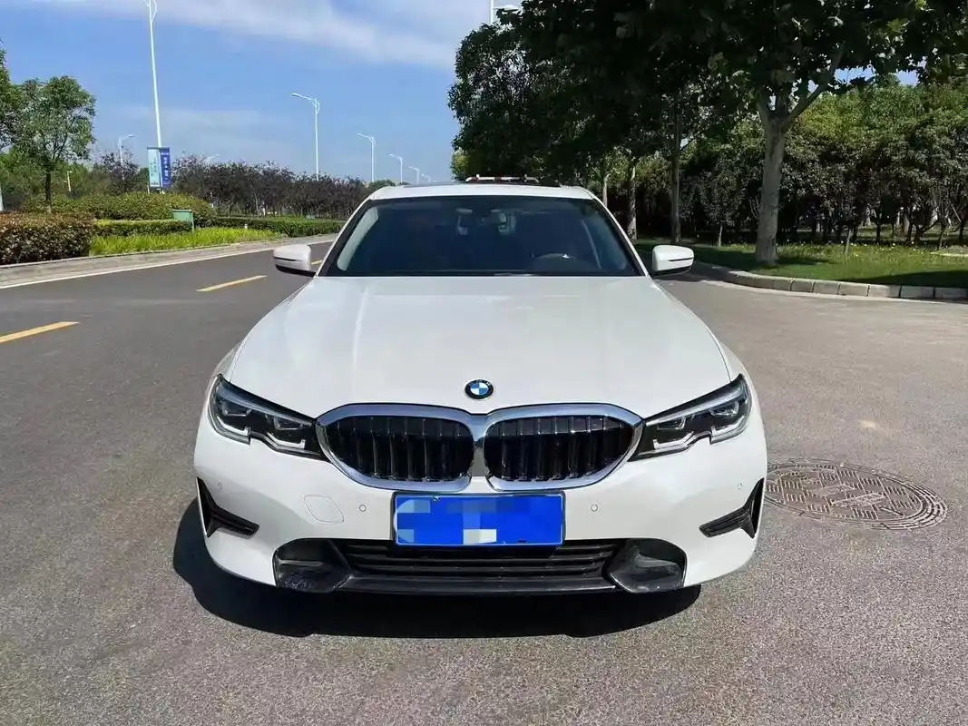 21年宝马320i,21款2. - 抖音
