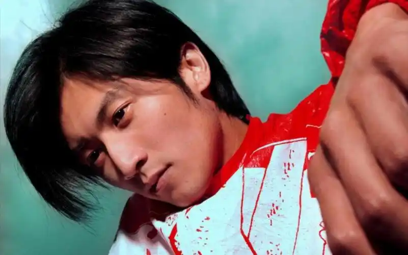 谢霆锋 因为爱所以爱 mv