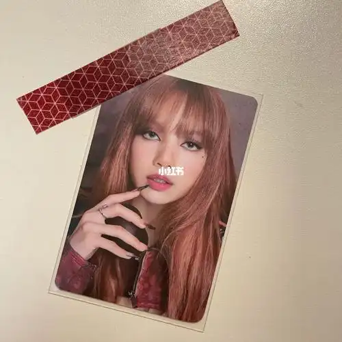 收卡  #金智秀jisoo  #lisa  #换卡