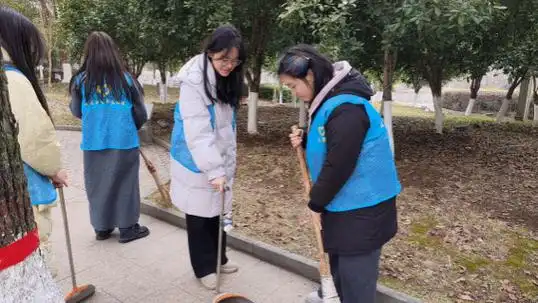 青鸟翱翔生命科学学院2024年大学生寒假社会实践风采展示四