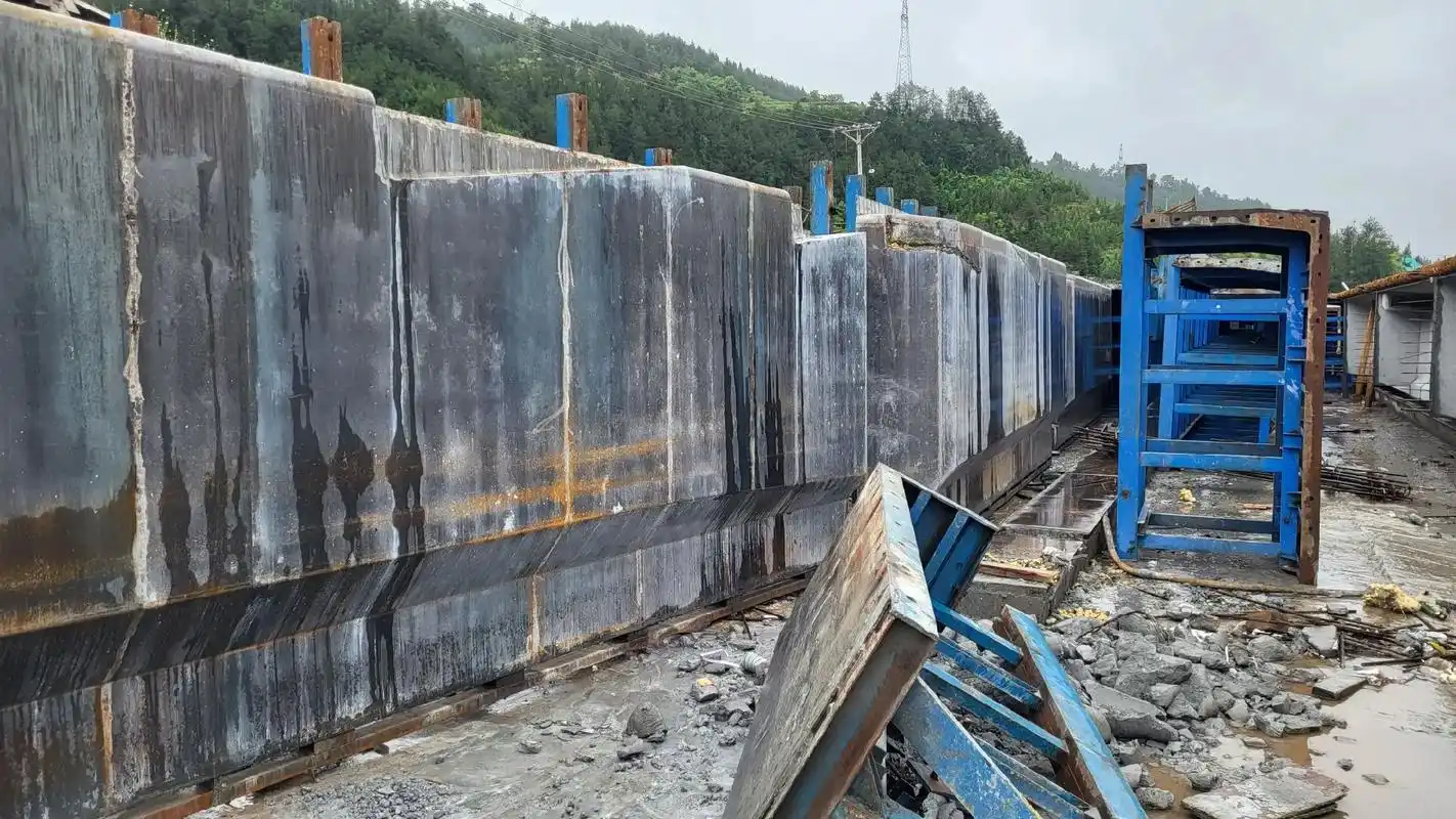 重庆出售40米t梁模板3套.二手30米t梁模板 二手40米t - 抖音