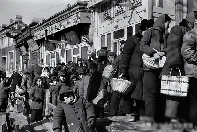 上世纪50年代老照片,让我们回到那个时候的中国去看一看!