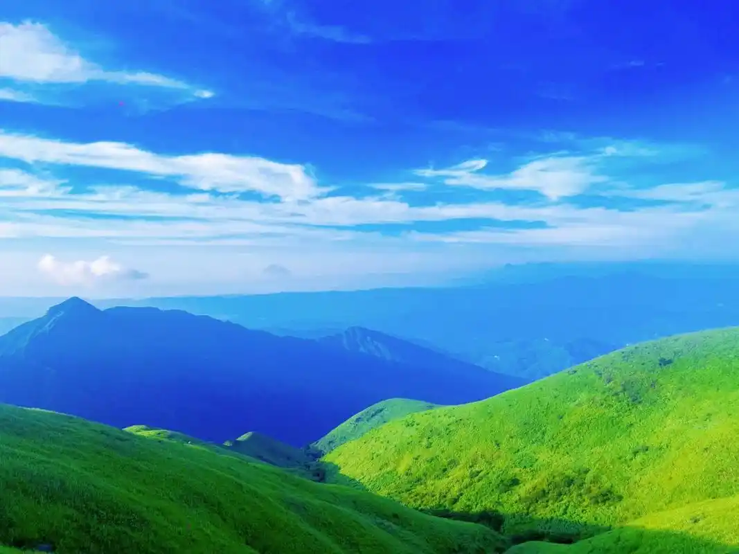 7215绿水青山就是金山银山 #爬山# #日出