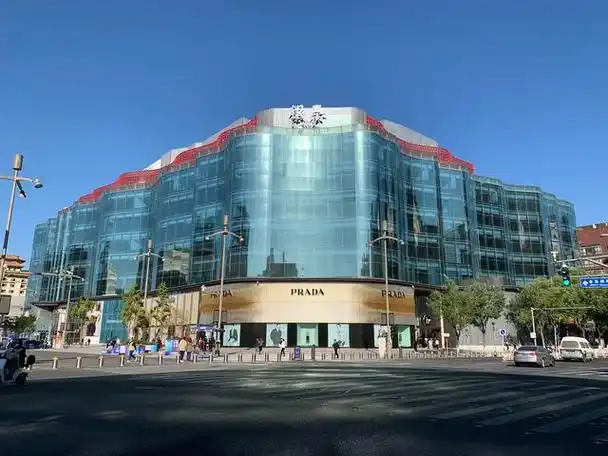 而今天,我将带您探秘位于北京东城区王府井大街88号的北京银泰吉祥