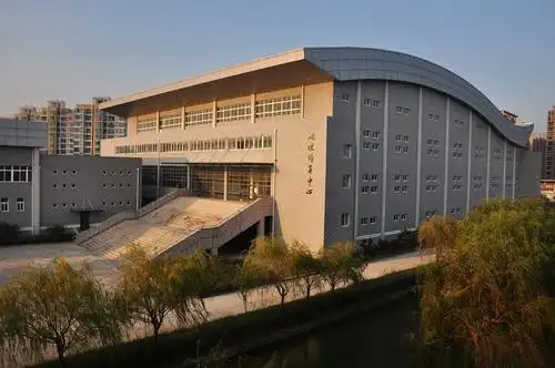 关于浙江省天台中学2013年大事记