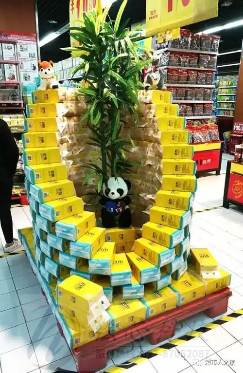 超市创意陈列 造型_超市创意陈列 造型_服装创意陈列造型图片