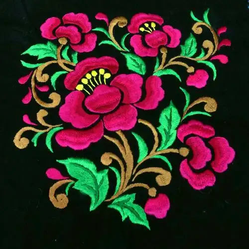 大美永仁之彝族刺绣.(李赞阳摄影)