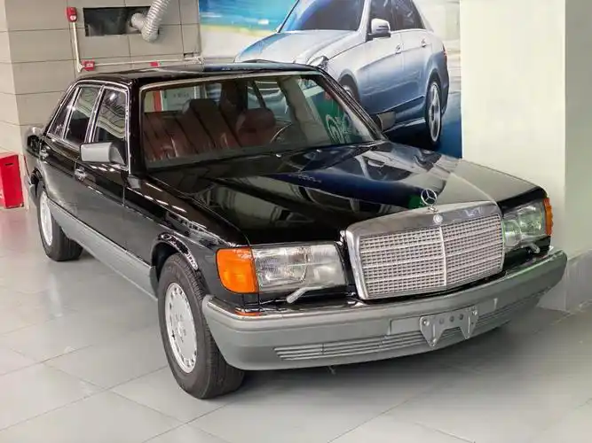 老车  #情怀老车  #老车翻新  #汽车  #汽车分享  #奔驰c126  #奔驰