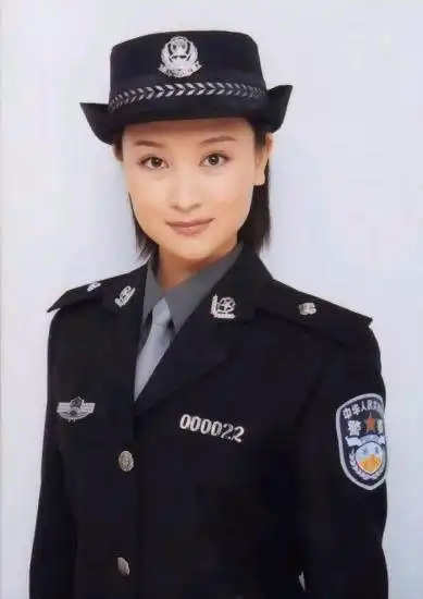 重案六组一中白灵的扮演者是谁?