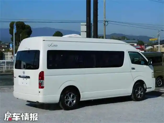 上班露营都适合开的丰田海狮房车超大u型沙发乘坐舒服能开会