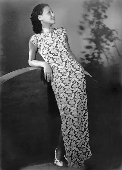 民国时的一抹倩影,民国四大美女的旗袍装,惊艳了时光!