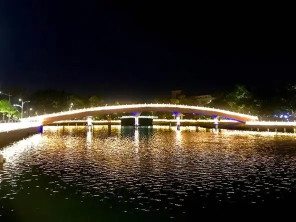 东莞寮步横丽湖景观工程完成升级改造并亮灯夜景绚丽迷人成休闲游玩好