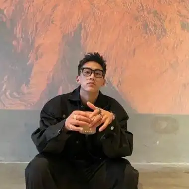 男生头像大全成熟帅气阳光