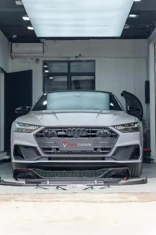 奥迪a7 c8干碳改装