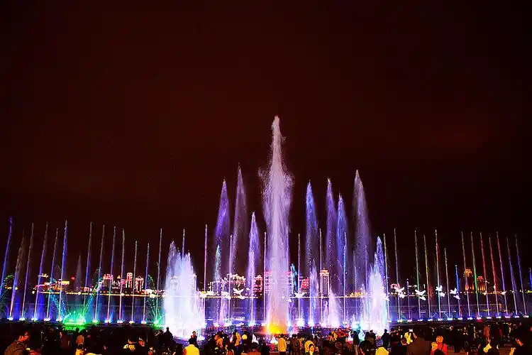 夜游南昌之秋水广场图片42,南昌旅游景点,风景名胜 - 马蜂窝图库 - 马