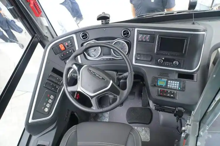 新时代公交美好出行如何保障宇通客车给出答案