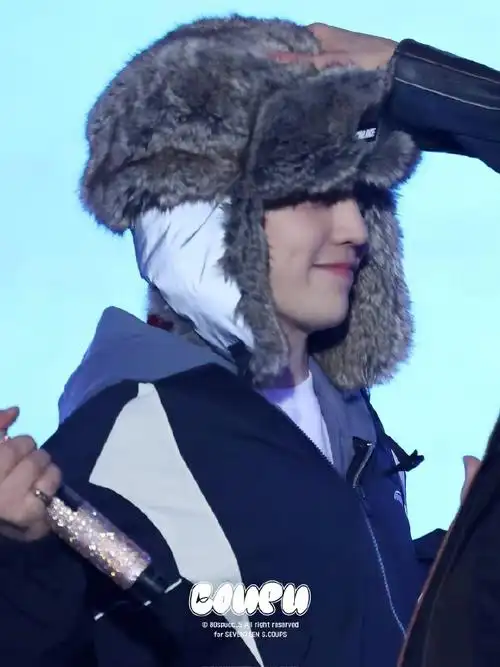 coups崔胜澈超话[发射爱心]#崔胜澈红发#    【hd】240331 follow