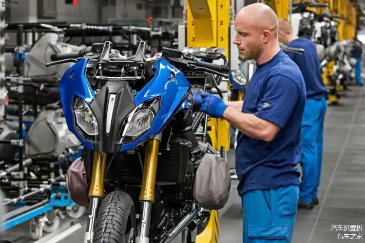 宝马摩托全系腰斩不可一世的德国进口打6折也不好卖了