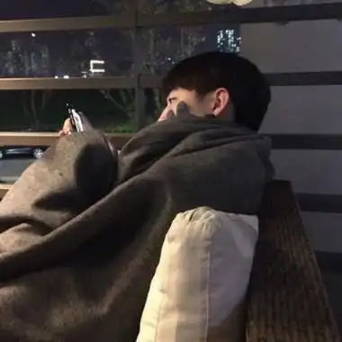 最新霸气潮范的男生头像大全