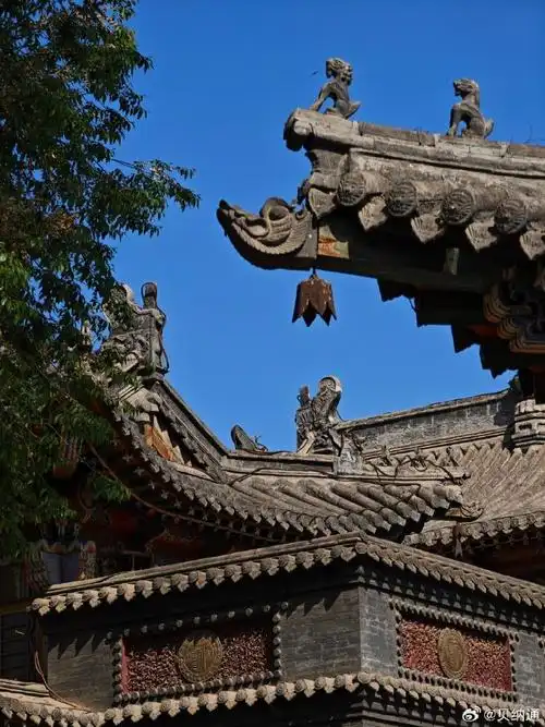 没想到呼和浩特也有五塔寺,也叫金刚座舍利宝塔,虽然没有北京的五塔寺