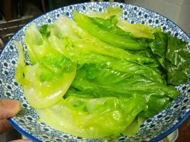 天越热,儿子越不爱吃蔬菜,但蔬菜这样炒,他每次都能吃一大盘!