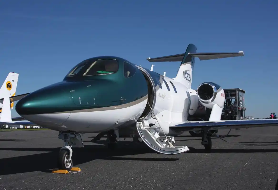 创新的小型商务喷气机——日本本田hondajet