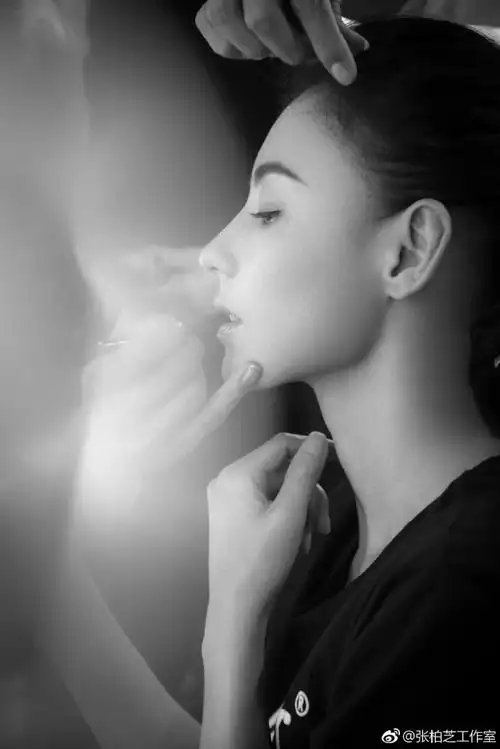 张柏芝印花长裙##高颜值侧颜照大赛##爱豆绝美侧脸大赛