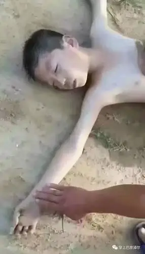 巴彦淖尔微信圈疯传几岁小男孩在湿地公园溺亡,咋回事?