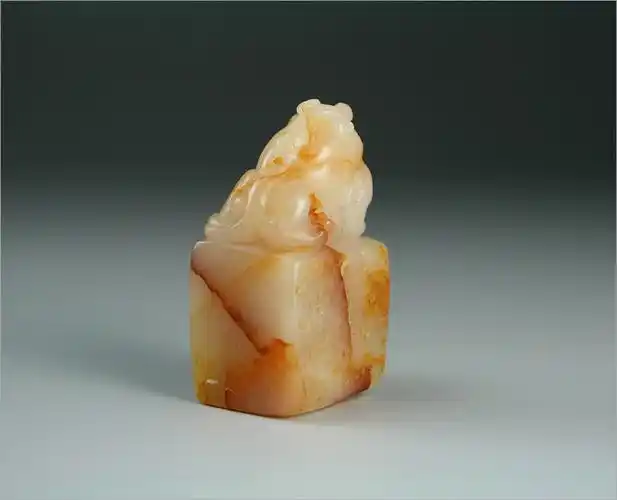 6克《瑞兽》印章 难得完整田黄印章