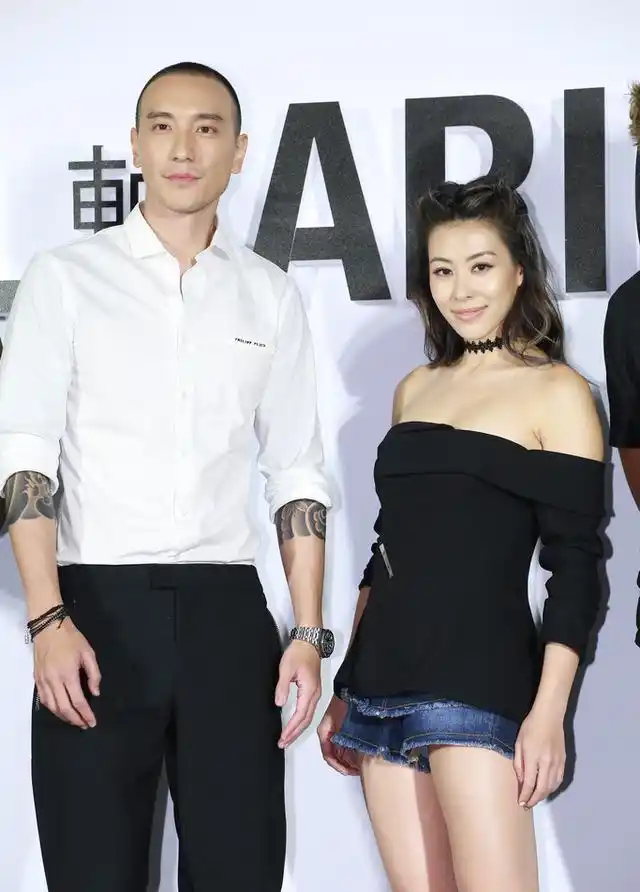 "台湾第一帅"王阳明与娇妻蔡诗芸出席活动 潮范十足