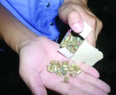 哈市捣毁造假窝点 居民区藏百万发"名牌"射钉弹