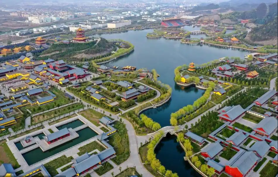 浙江中秋热门旅游景点东阳横店影视城旅游攻略低音号语音导游