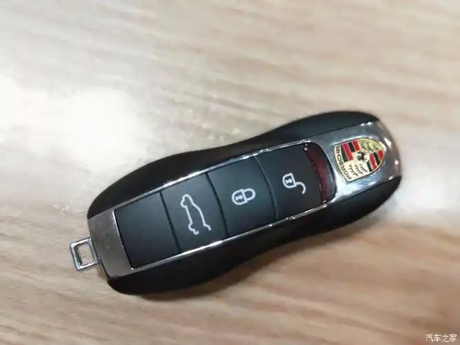 保时捷新款macan 提车作业