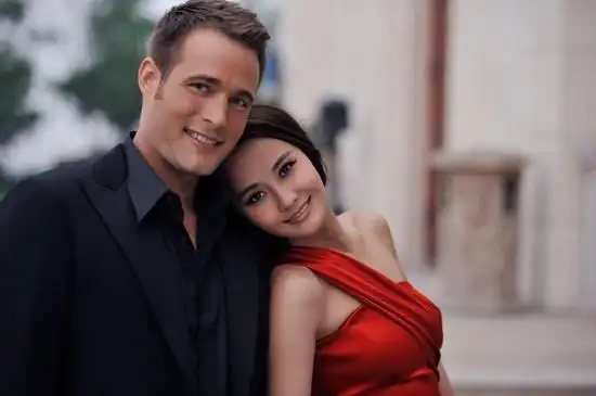 马雅舒婚纱写真