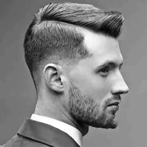 监狱之王博伊卡的"战士寸头". ▼