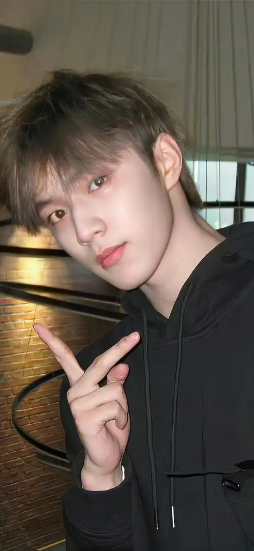 刘耀文壁纸更新啦!#你的壁纸该换了