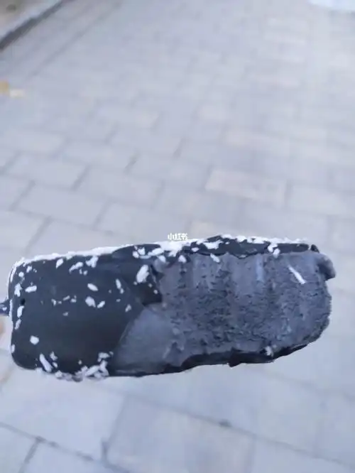 外面的脆皮和梦龙一样脆!～#椰子  #yeez就y