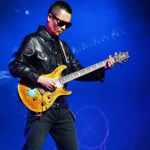 李延亮吉他手的诗与远方