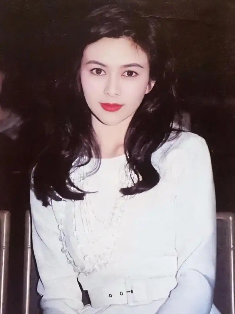 关之琳.别名:芝芝,之琳,十三姨 1962年9月24日(天秤 - 抖音