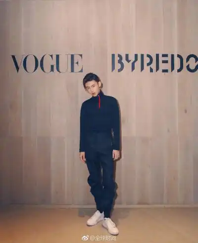 withlovekiss小鬼王琳凯