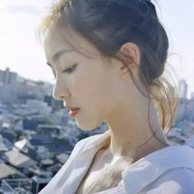 2020简单大方的气质女生微信头像 超好看的小清新女生唯美头像