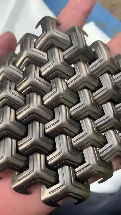 呆着无聊,山文甲片组起来练练手.做套直身穿出去浪一下