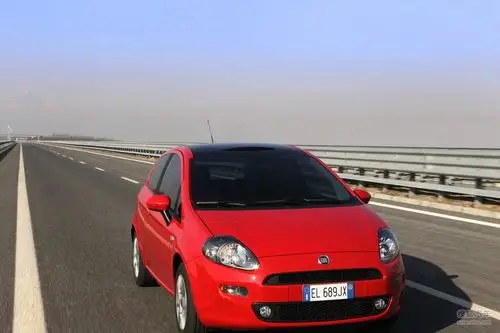 菲亚特朋多官方g1235897高清图片_图库_搜狐汽车