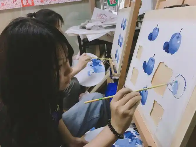 德艺画室兴趣班-何思琪