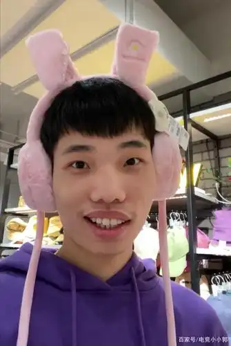 虎牙主播鲨鱼直播间惊现"猴兔"大战!究其原因竟让人哭笑不得