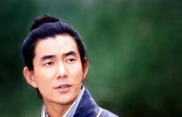 任贤齐版令狐冲长这样:现代观众眼中的令狐冲长这样:任贤齐版杨过长