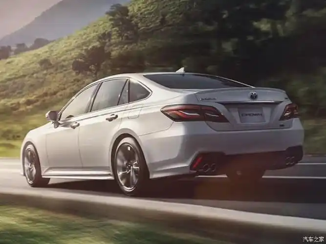 丰田(进口) 皇冠(进口) 2021款 rs limited