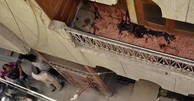 法子英于1999年被抓捕归案,他在合肥用自制的手枪绑架抢劫,警方接到报